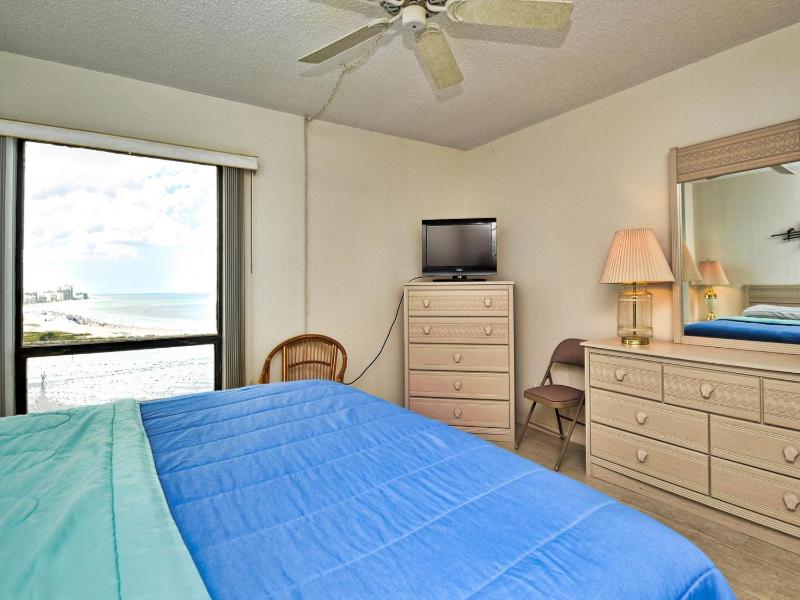 440 West Condos 1507S - image 7