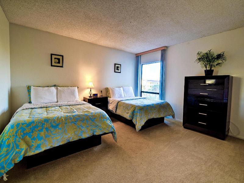 440 West Condos 408N - image 3
