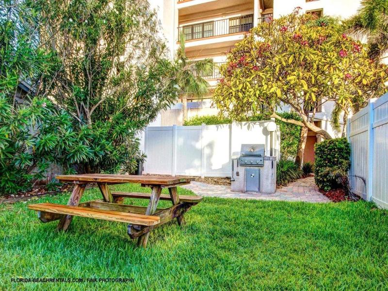 Surfside Condos 202 - image 6
