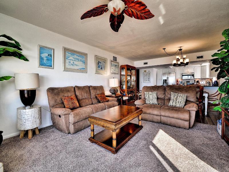Surfside Condos 204 - image 2