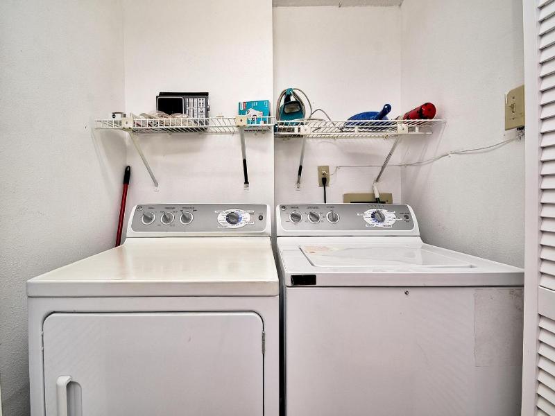 Surfside Condos 204 - image 4