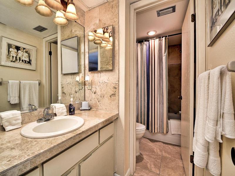 Surfside Condos 204 - image 8