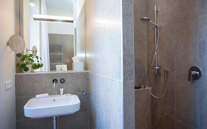 Classic Double or Twin Room with Spa Access Included image 3