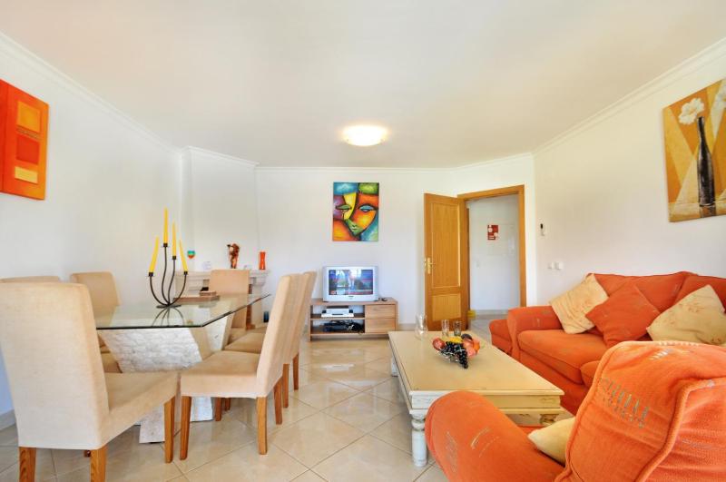 Two-Bedroom Townhouse image 1