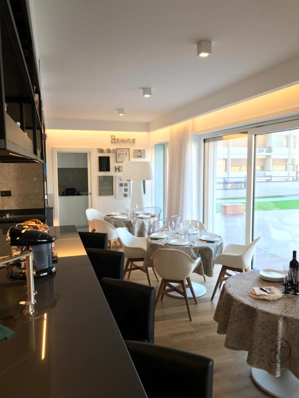 Deluxe Apartment image 1
