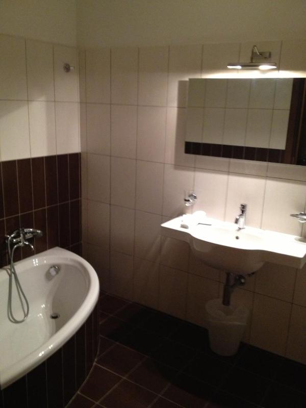 Quadruple Room image 2