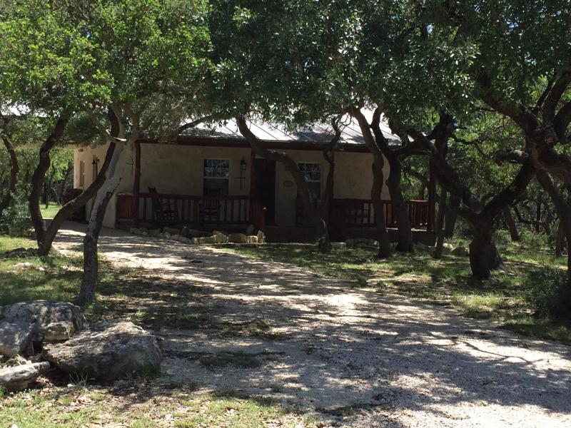 Three-Bedroom House image 4
