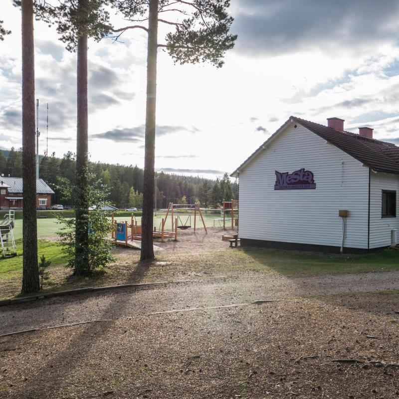 Standard Twin Room image 2