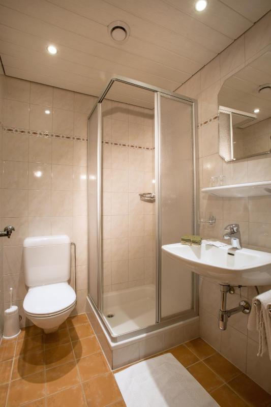 Double Room with Balcony image 2