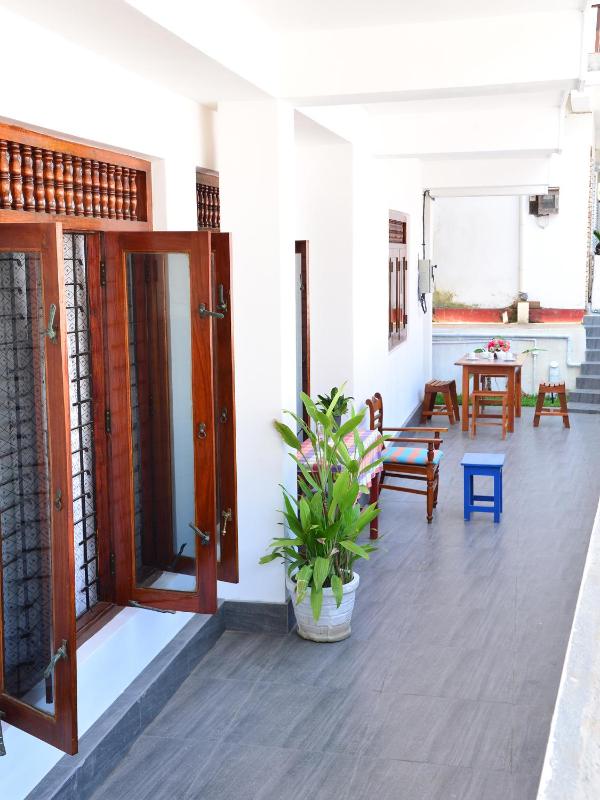 Happy Tuna Guesthouse - image 1