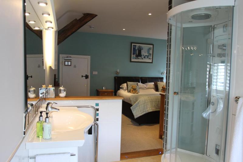 Lavender Suite image 1