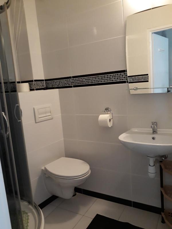 Triple Room with Balcony image 1