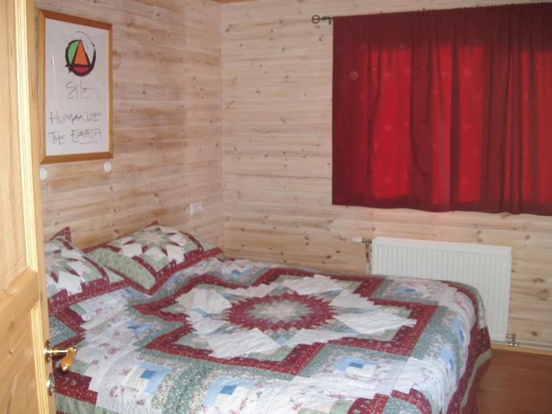 Three-Bedroom Cottage image 3