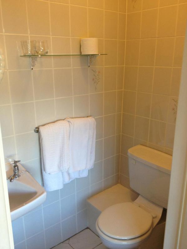 Double Room image 2
