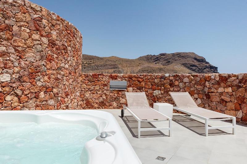 Junior Suite with Sea View and Spa Access image 3