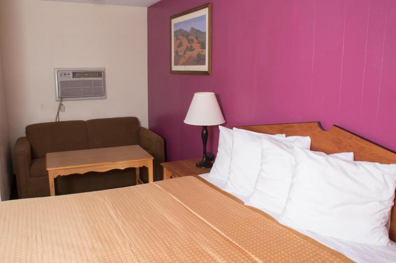Superior King Room image 2