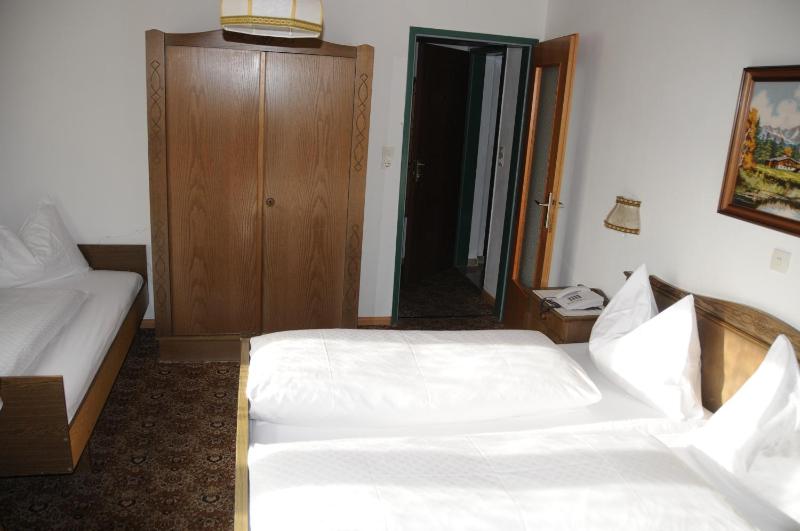 Triple Room image 2