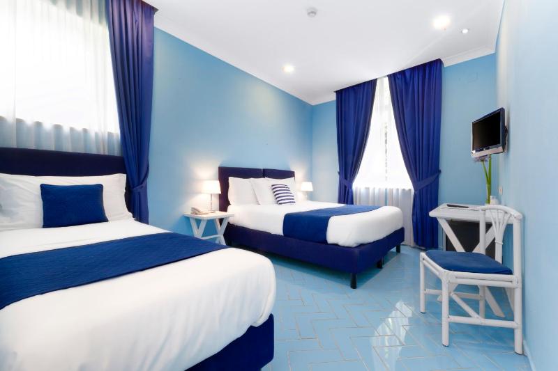 Hotel Bougainville - image 41