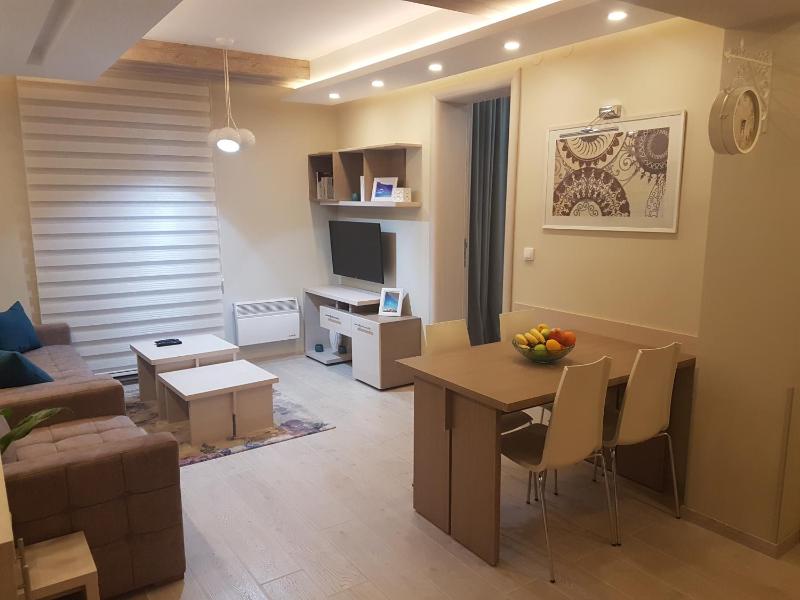 LUX Apartman B1 Milmari - image 1