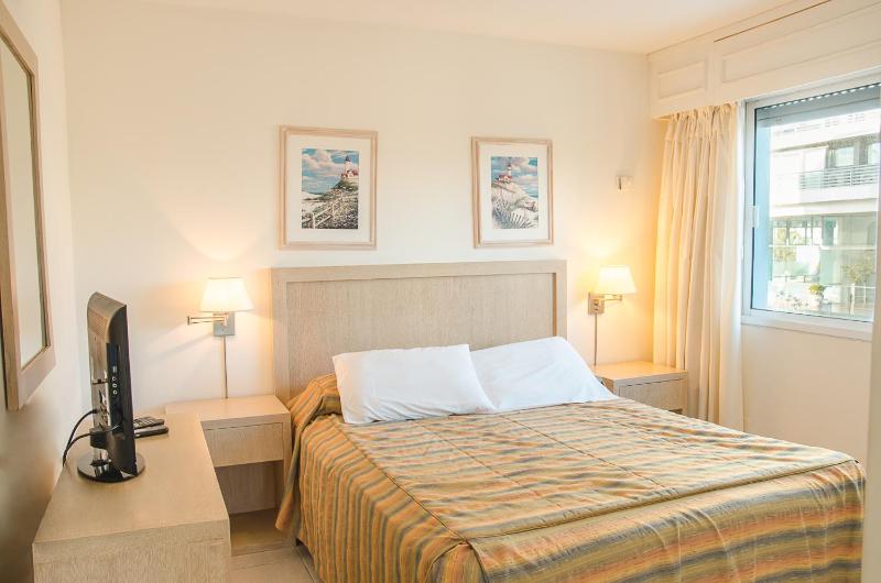 Hotel Sunset Beach - image 23
