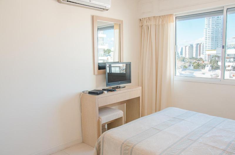 Hotel Sunset Beach - image 8