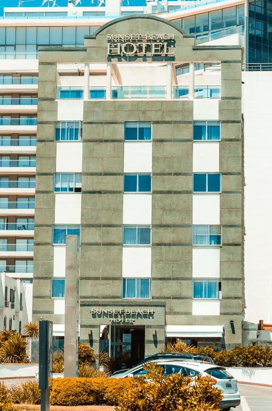 Hotel Sunset Beach - image 6