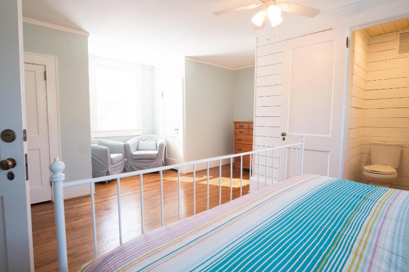 Double Room with Private Bathroom image 4