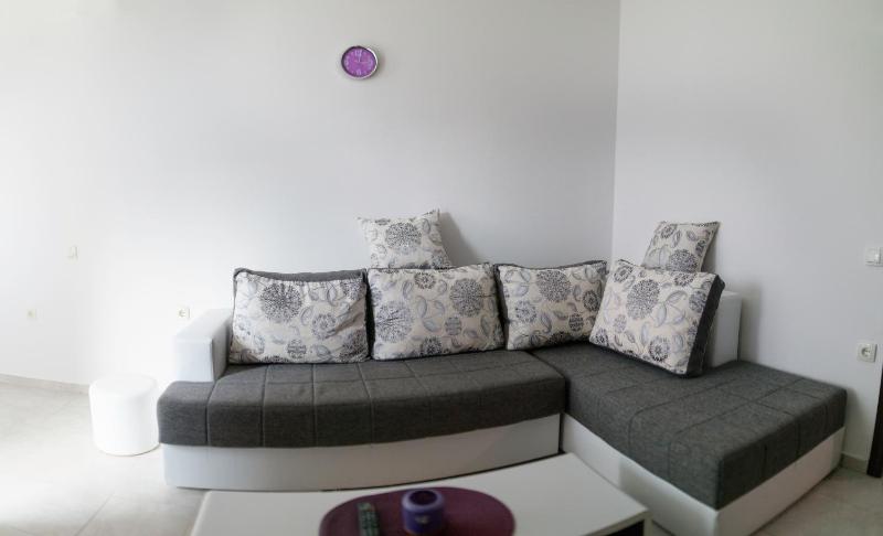 Apartment image 2