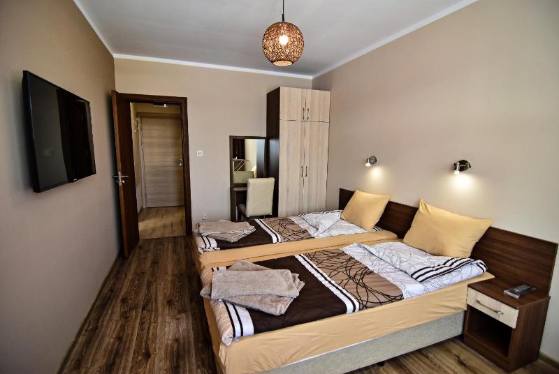 One-Bedroom Apartment with Balcony image 1