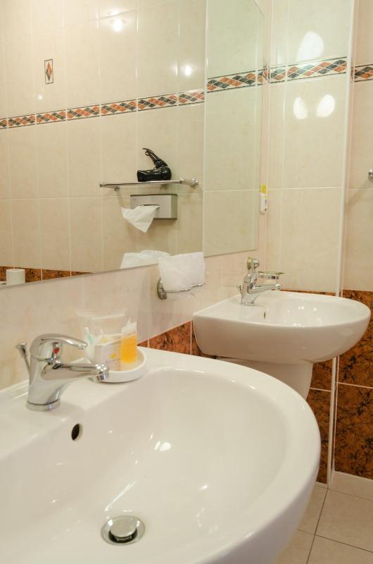 Suite image 3
