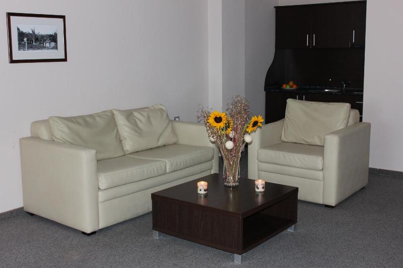 Kendros Hotel - image 27