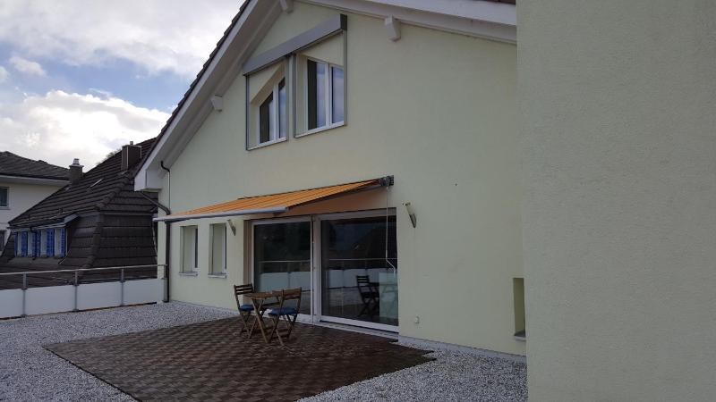 Apartment with Lake View image 3