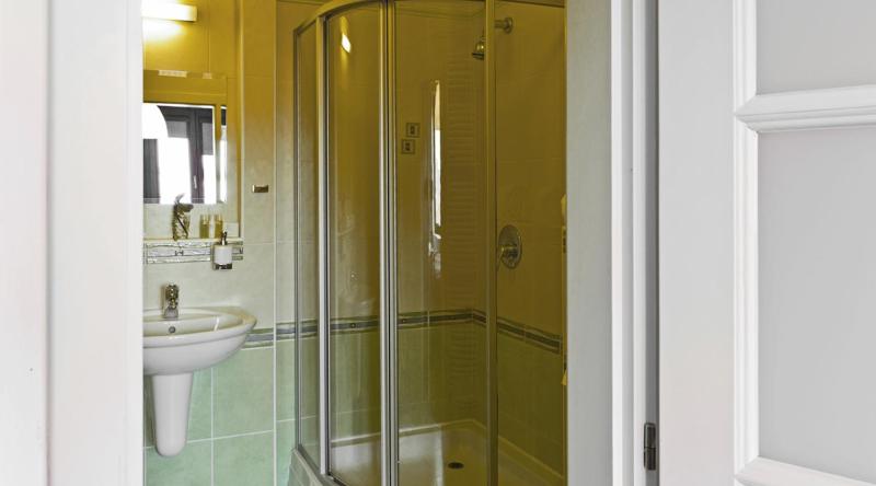 Single Room image 1