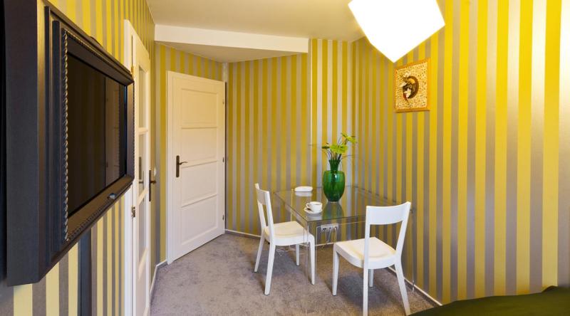 Double Room image 1