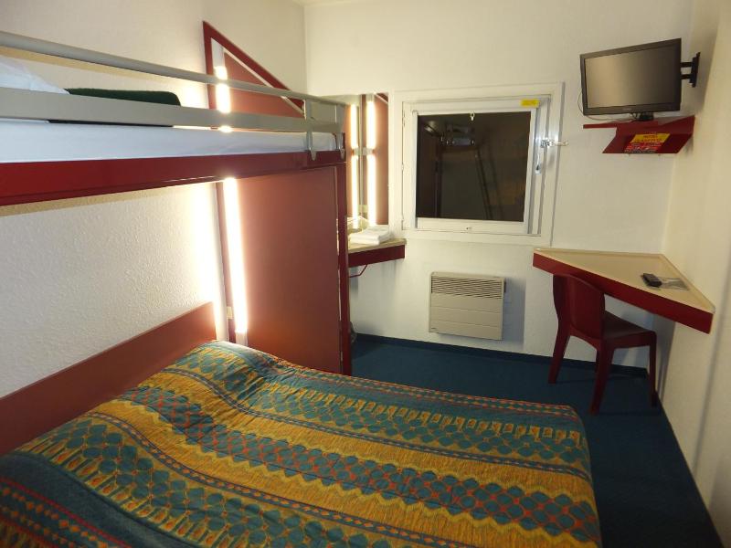 Double Room image 4