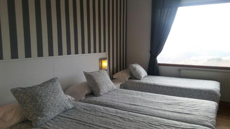 Deluxe Double or Twin Room with Mountain View image 1