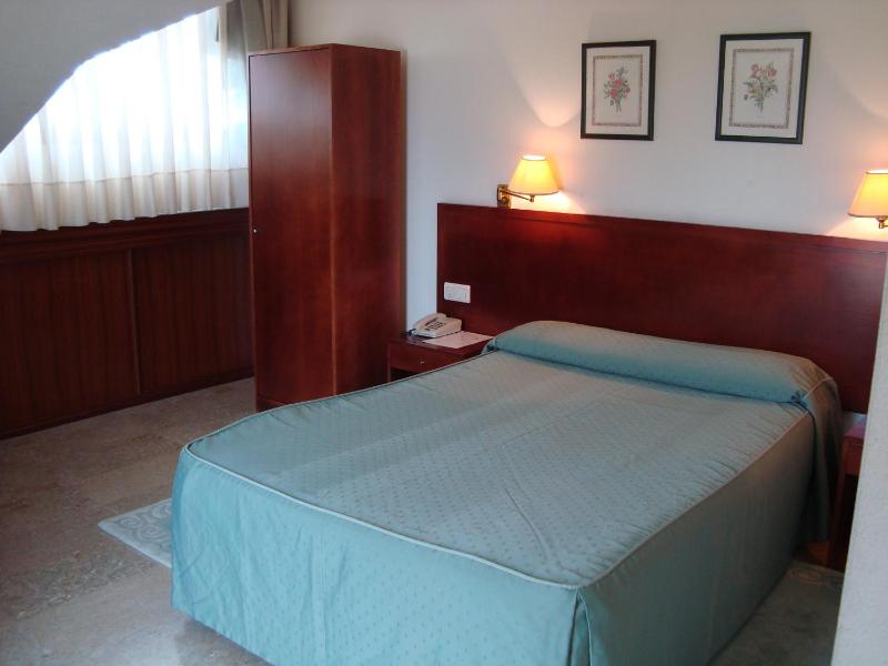 Double Room - Attic image 1