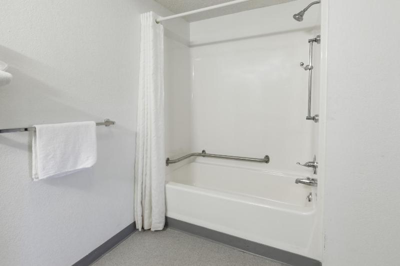King Suite image 2