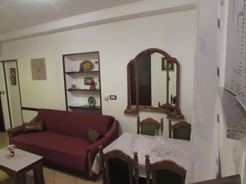One-Bedroom Apartment with Terrace image 3