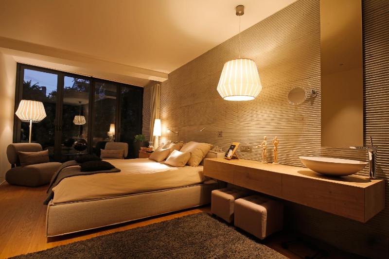 Double or Twin Room image 2