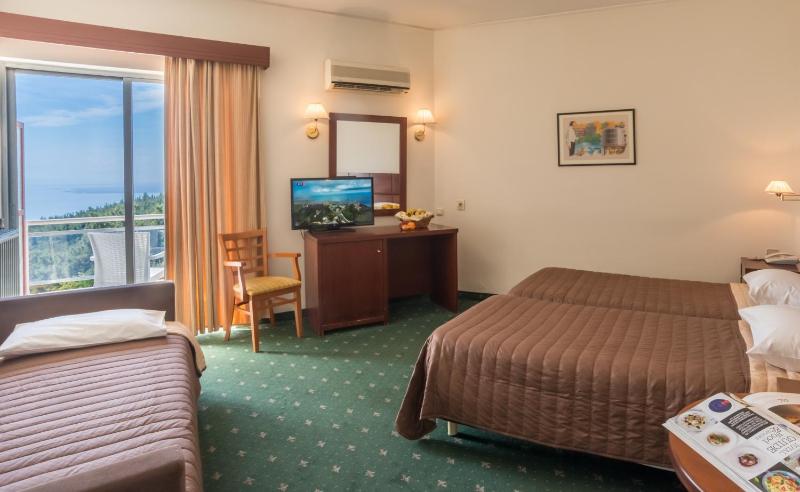 Triple Room image 3