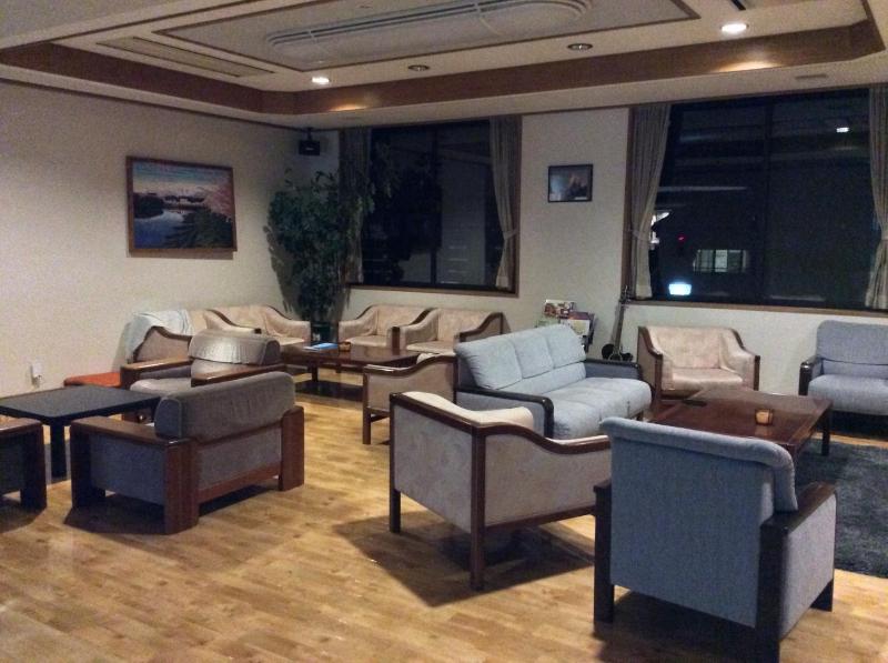 Refre Hotel - image 3