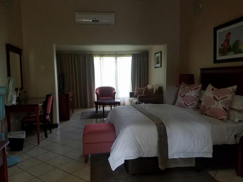 Ufulu Gardens Hotel - image 7