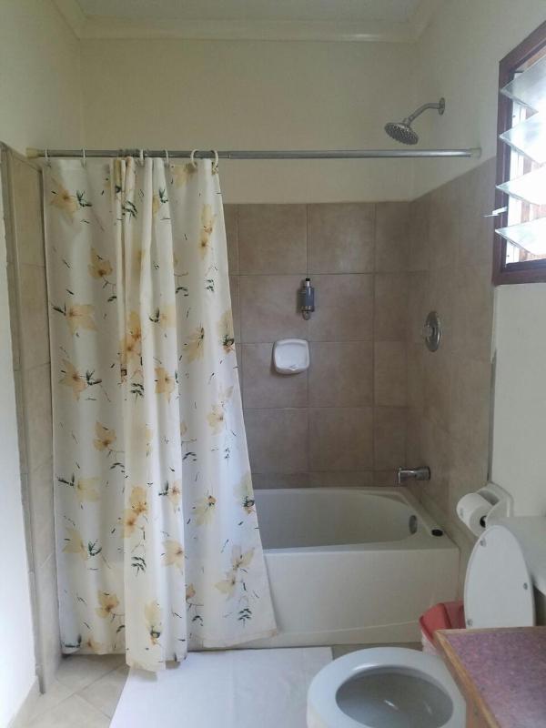 Ufulu Gardens Hotel - image 12