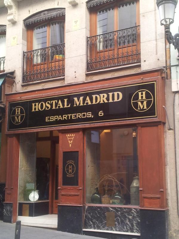 Hostal Madrid - image 2