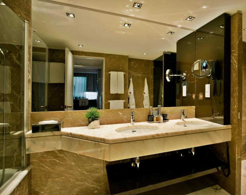 Suite image 2