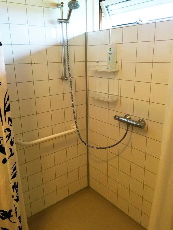 Double or Twin Room with Shared Bathroom image 2