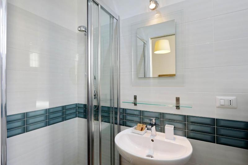 Midnight in Rome Guest House - image 10