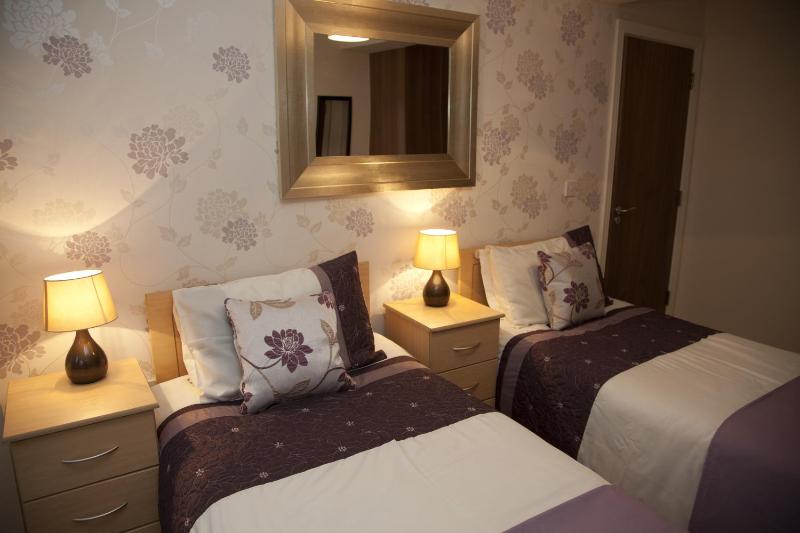 Triple Room image 2