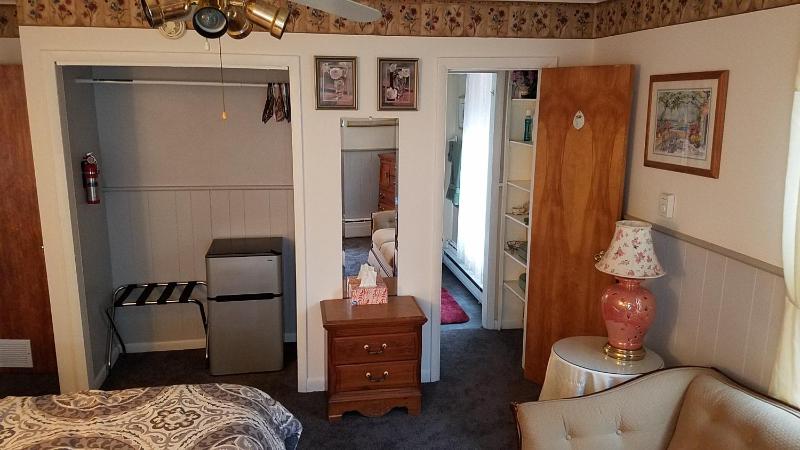 Double Room with Private Bathroom image 3